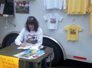 Sheila coloring at the Balloon Rally Parade 2013